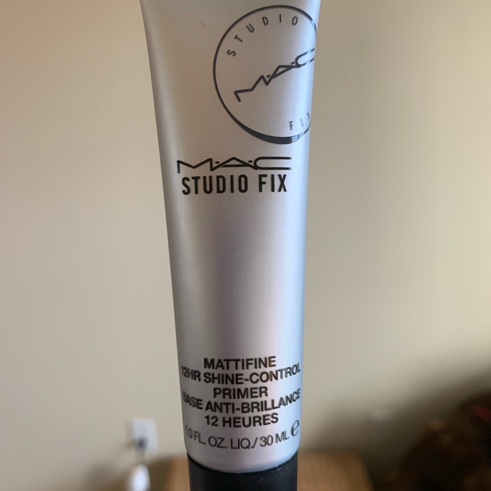 Makeup Bundle - Picture 12 of 12